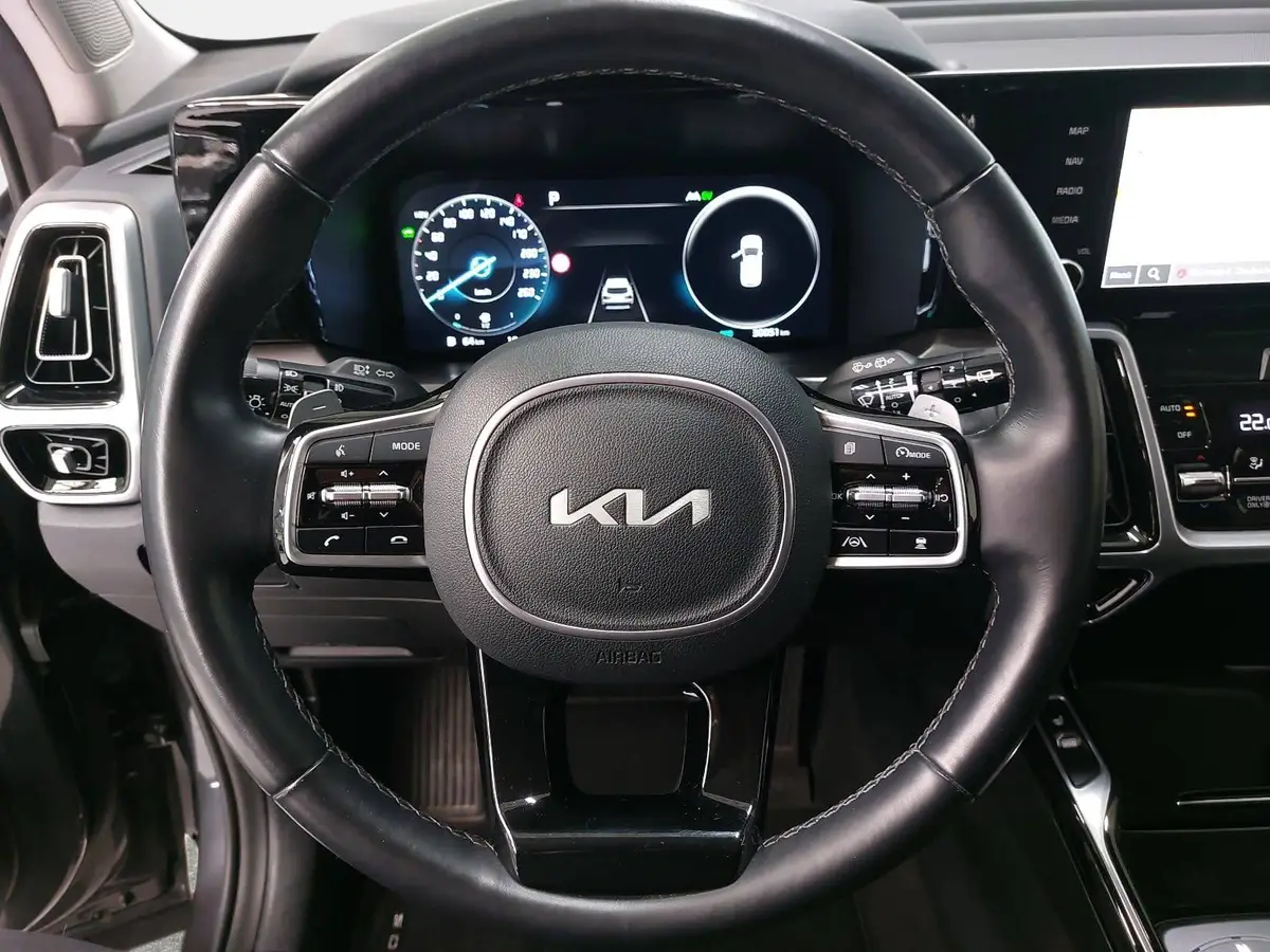 KIA SORENTO 1.6T PLUG-IN-HYBRID AWD AT6 SPIRIT MJ23 ASSIST+