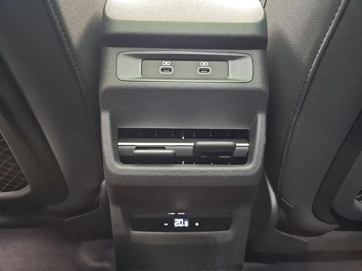 AUDI Q3 TDI S-TRONIC S-LINE NAVI LED-PLUS PANO