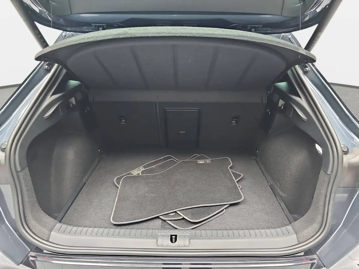 CUPRA FORMENTOR 1.5 ETSI DSG NAVI LED KAMERA 360