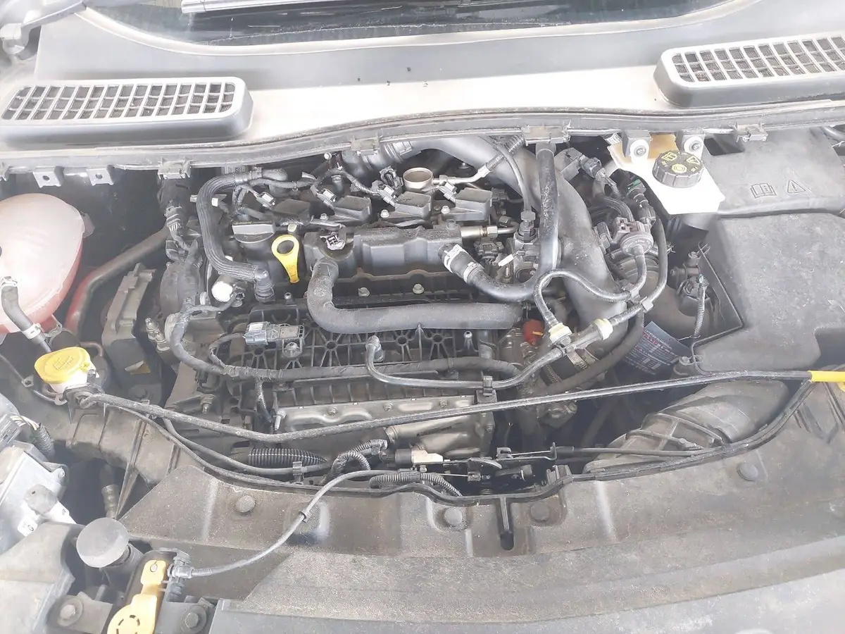 FORD KUGA 1.5 ECOBOOST TITANIUM 4X2 STANDHEIZ KAMERA 8FACH