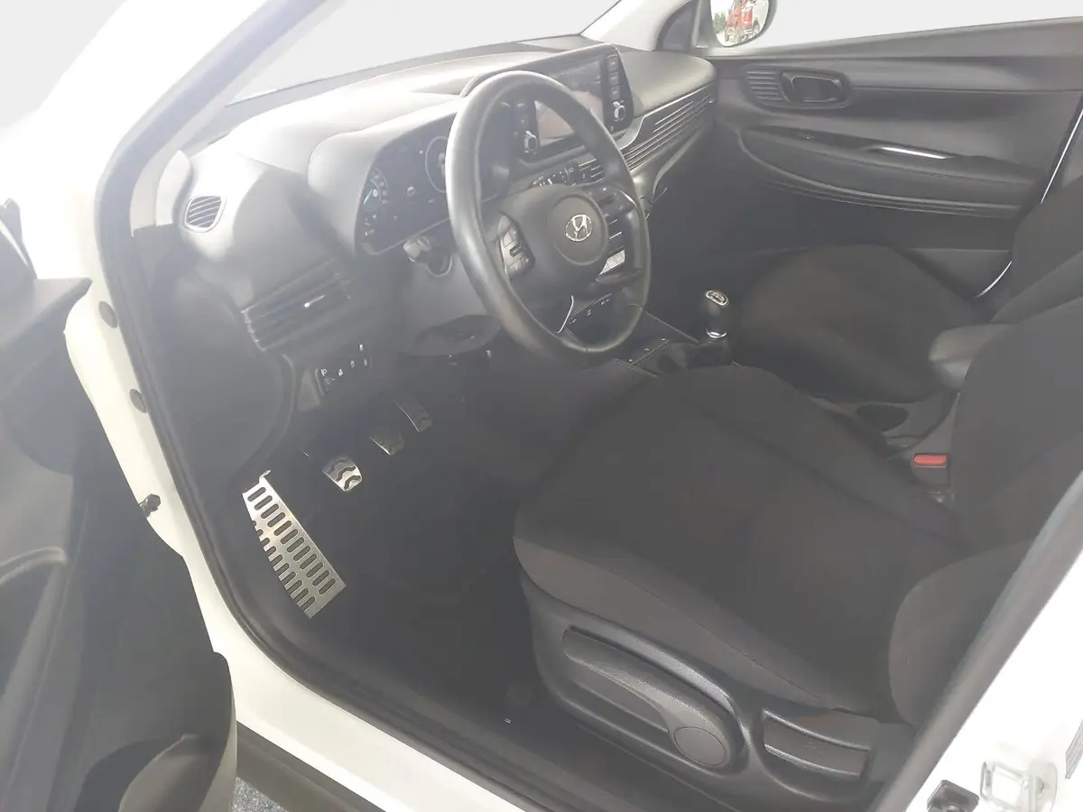 HYUNDAI BAYON 1.2 PURE 2WD KLIMA DAB