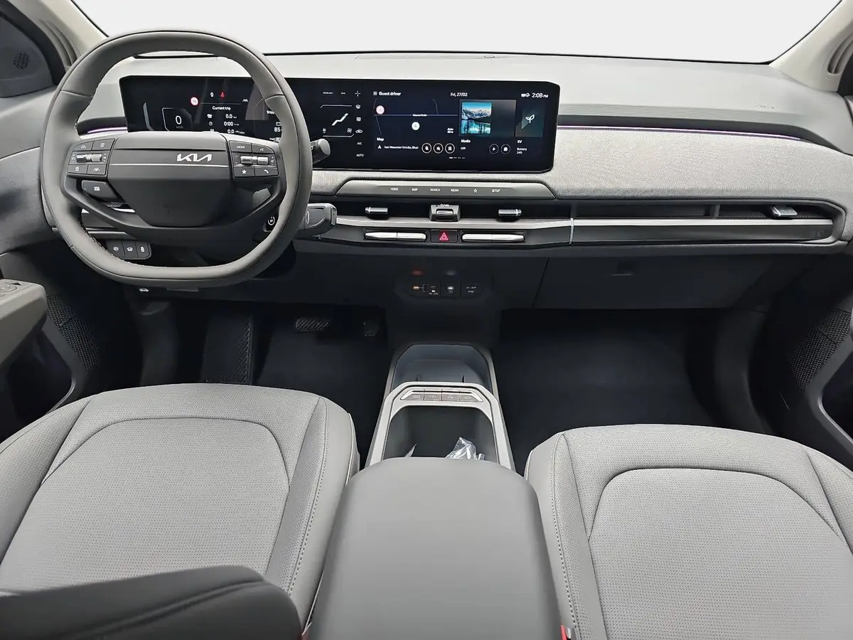 KIA EV3 81.4 KWH EARTH MJ26 WINTER BUSIN. UPGRADE DRIVEWISE-PARK DESIGN SOUND