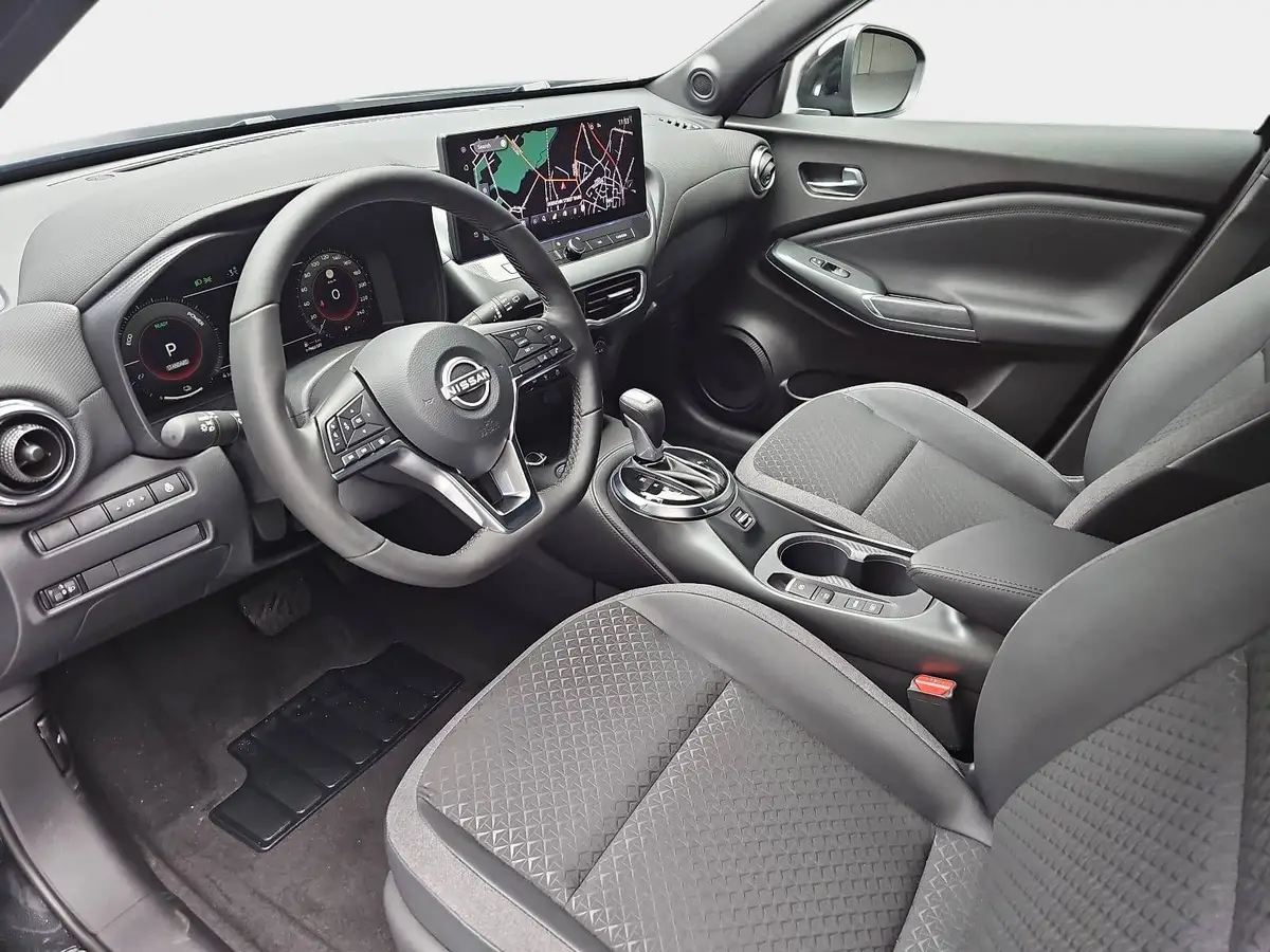 NISSAN JUKE 1.6 HYBRID AUTO. N-CONNECTA WINTER FRONTSCHEIBENHEIZUNG