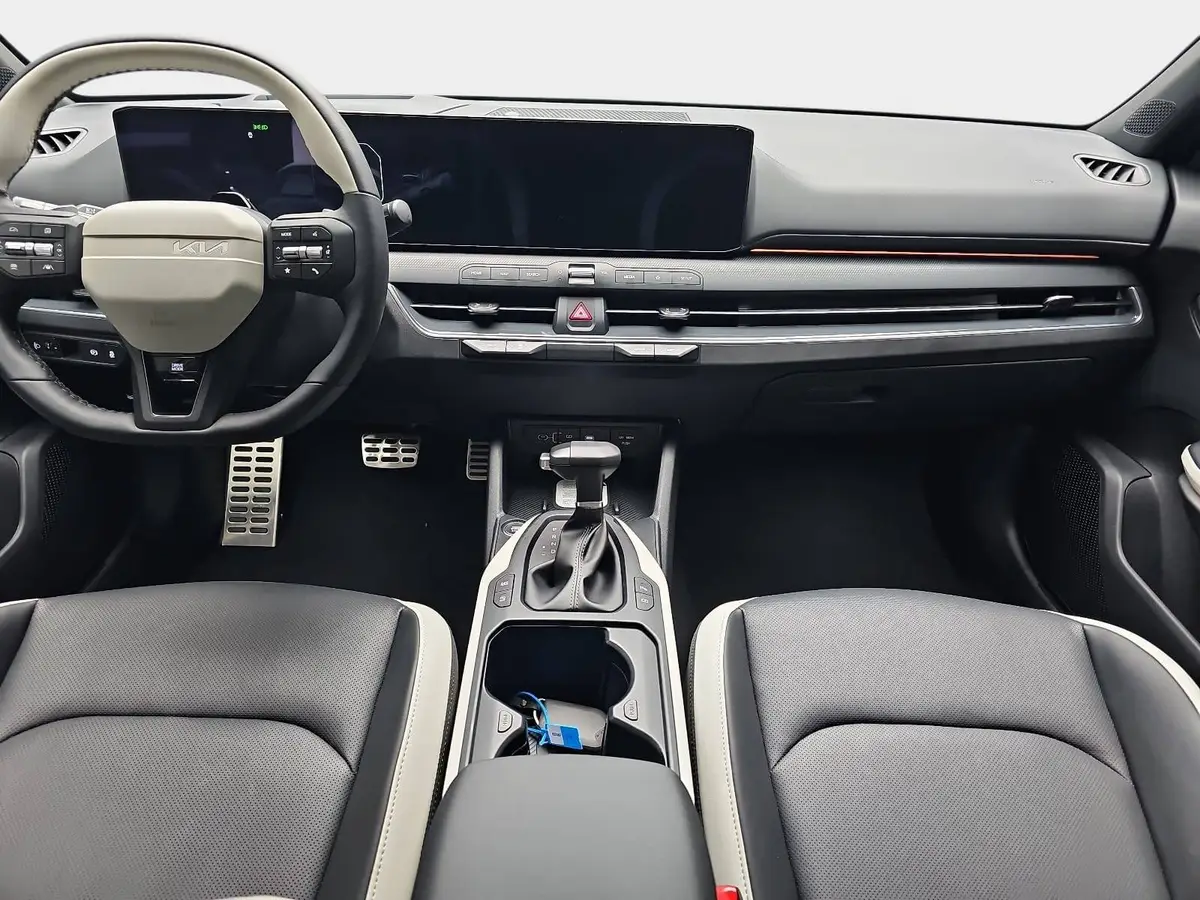 KIA K4 1.6 T-GDI 180 PS DCT7 GT-LINE MJ26 DRIVEWISE-PARK-PRO SITZ SOUND DESIGN GLASDACH