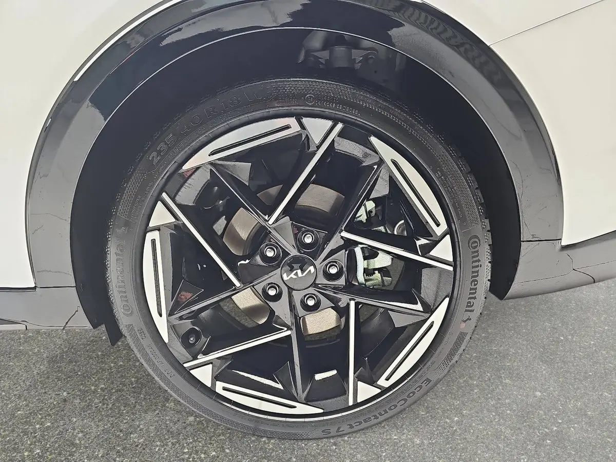 KIA K4 SW 1.6 T-GDI 180 PS DCT7 GT-LINE MJ26 DW-PARK-PRO SITZ SOUND DESIGN GLASDACH