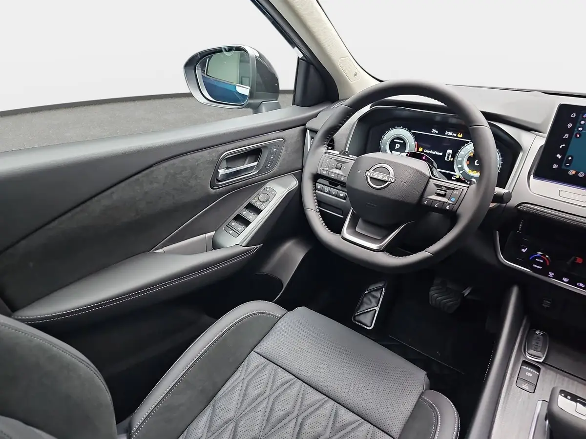 NISSAN QASHQAI 1.3 DIG-T MHEV AUTO. TEKNA PREMIUM PAKET 2-FARBEN