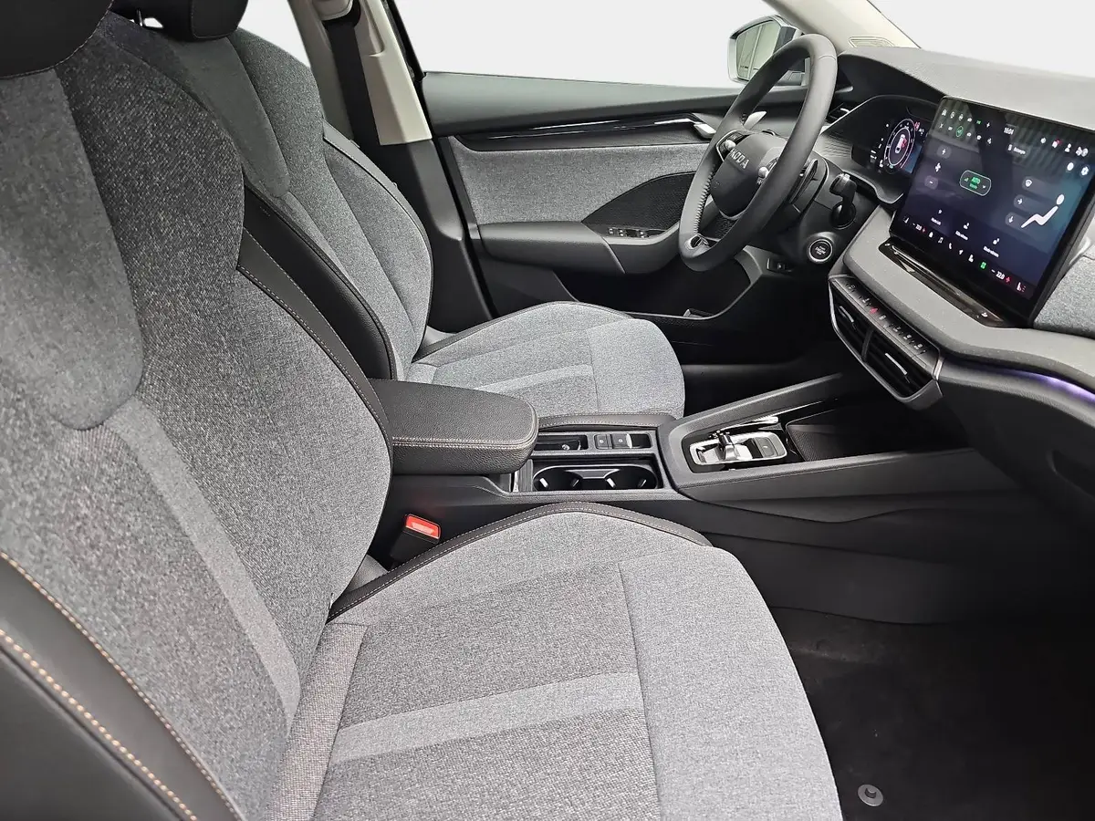 SKODA OCTAVIA COMBI 1.5 TSI ETEC DSG SELECTION NAVI LED ACC WINTER KA