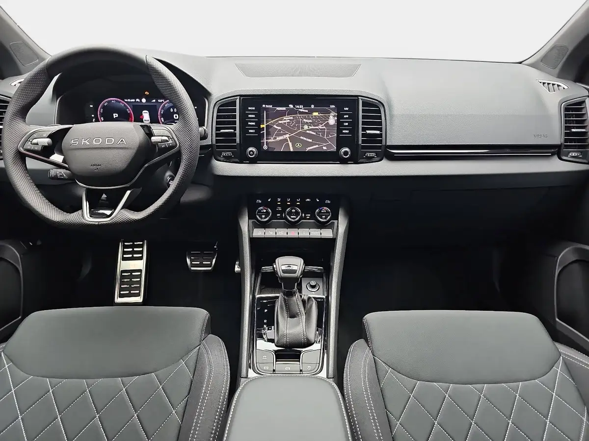 SKODA KAROQ 1.5 TSI DSG SPORTLINE NAVI LED-MATRIX PANO CANTON