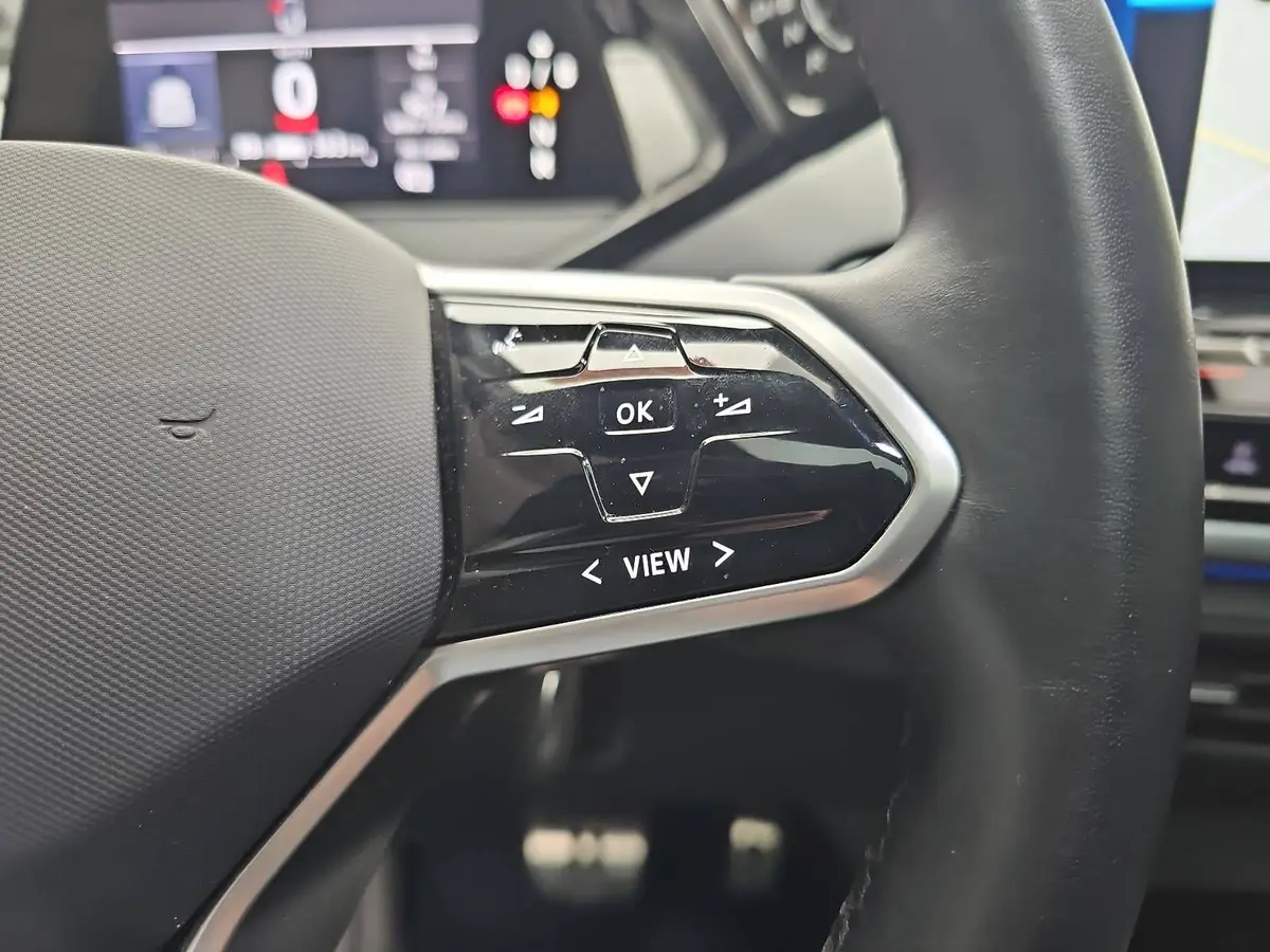 VW ID.5 PRO PERFORMANC MATRIX PANO AREAVIEW