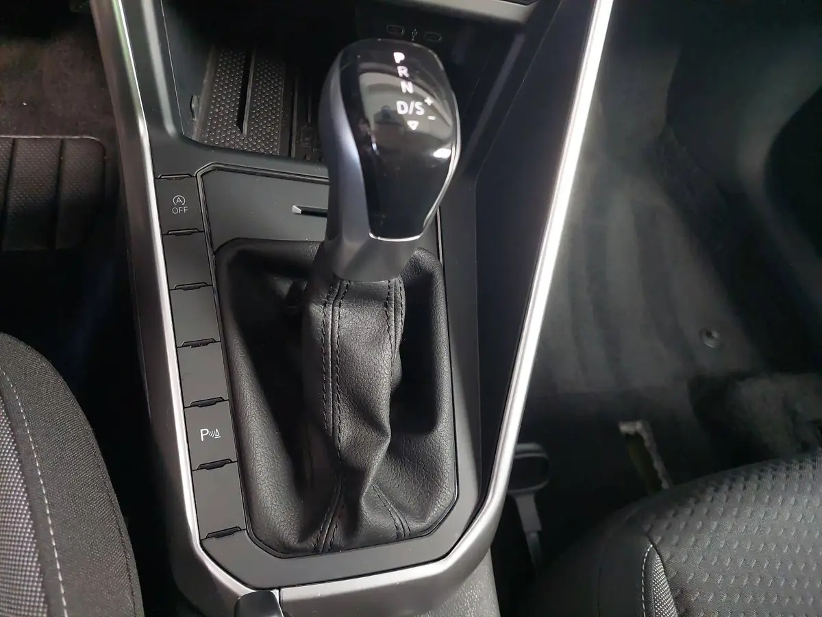VW TAIGO 1.0 TSI DSG LIFE NAVI LED ACC SITZHEIZUNG PDC KAME
