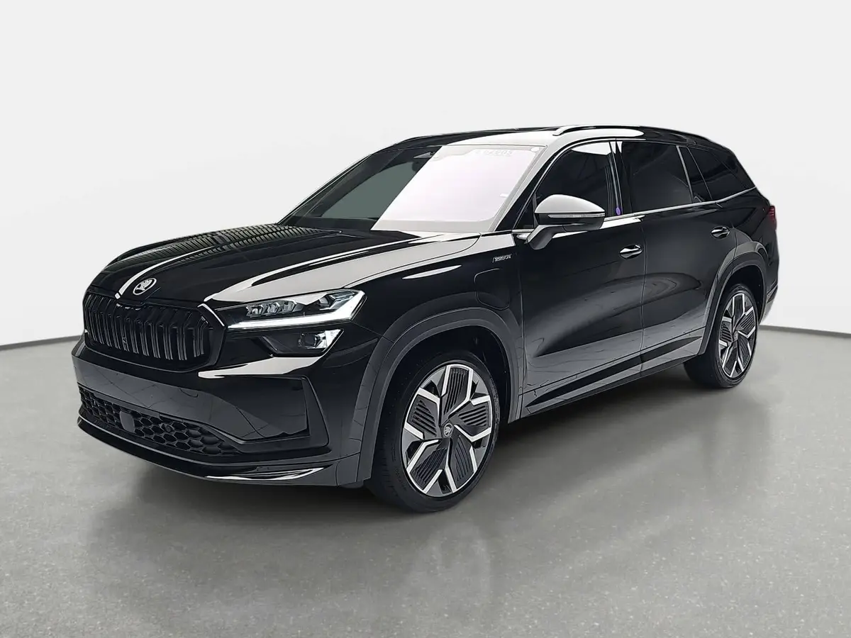 SKODA KODIAQ 1.5 TSI DSG IV PHEV SPORTLINE AHK PANO LM