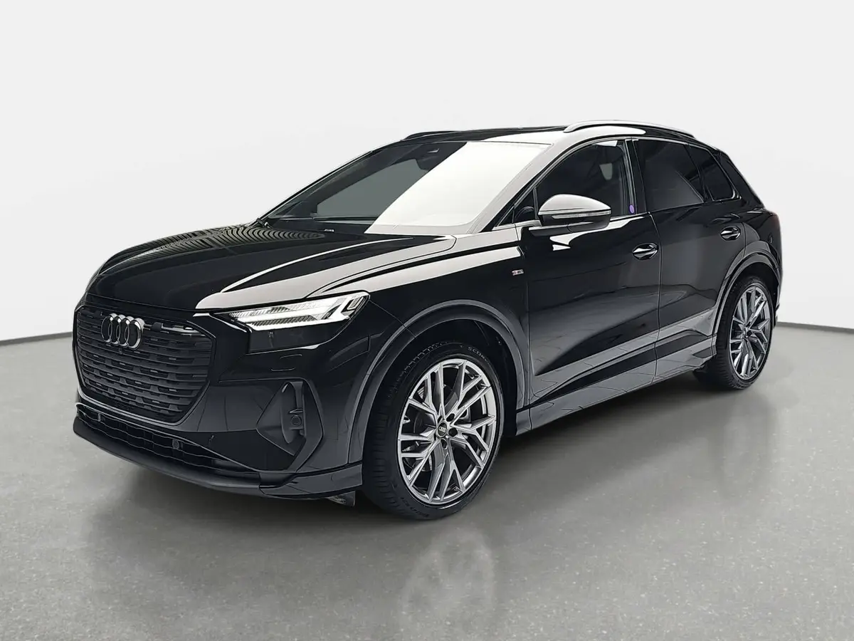 AUDI Q4 E-TRON 45 S-LINE 82KWH LED-MATRIX KAMERA