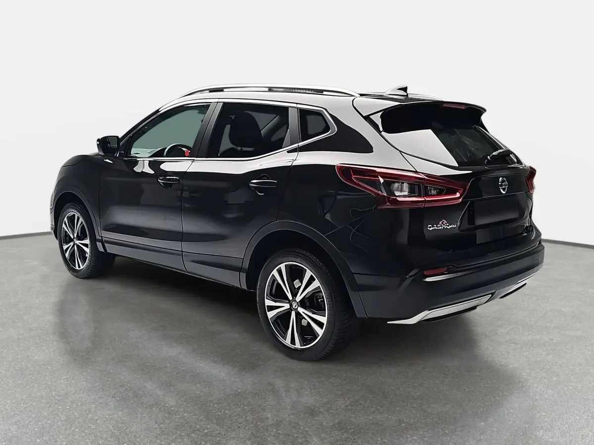 NISSAN QASHQAI 1.3 DIG-T N-CONNECTA PANORAMA RELING WINTER