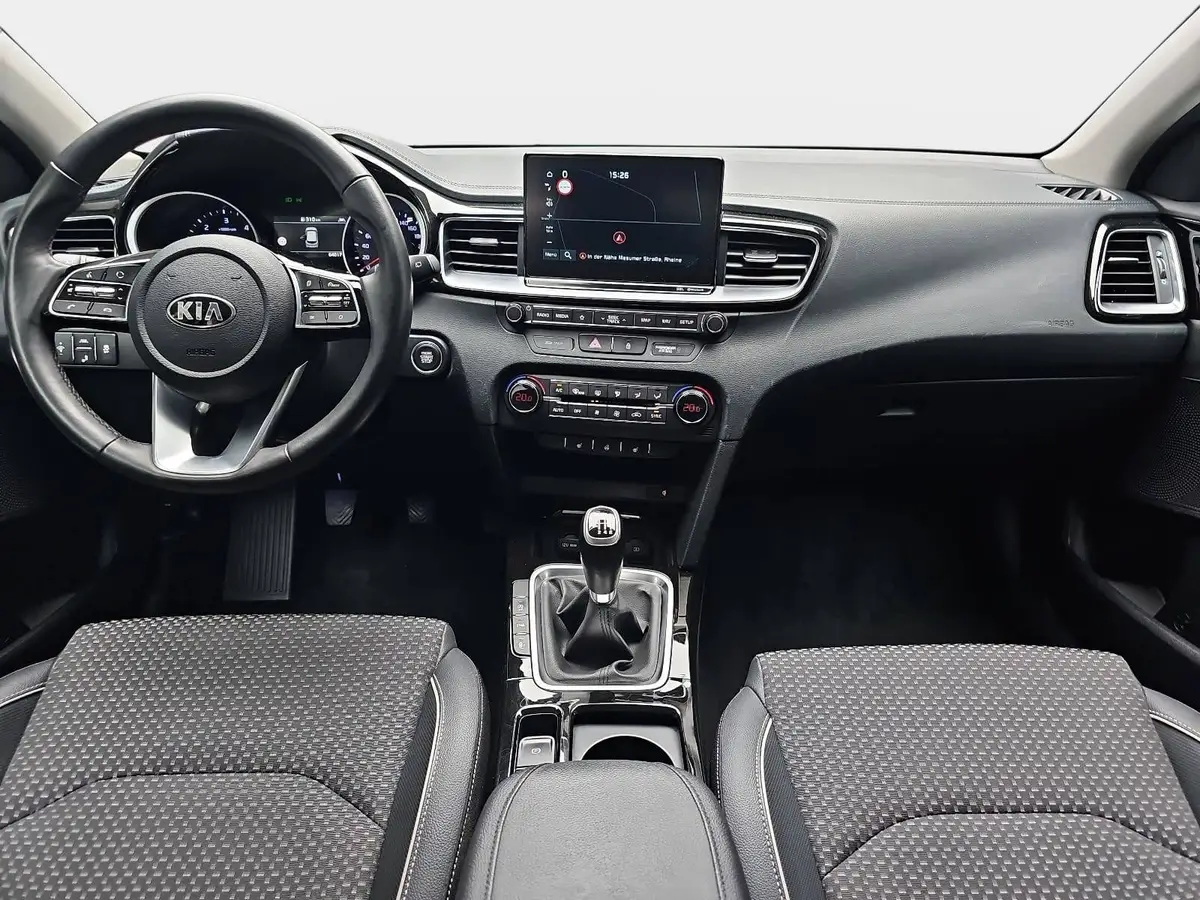 KIA CEED 1.6 CRDi Spirit Navi Winter P-Assist LM