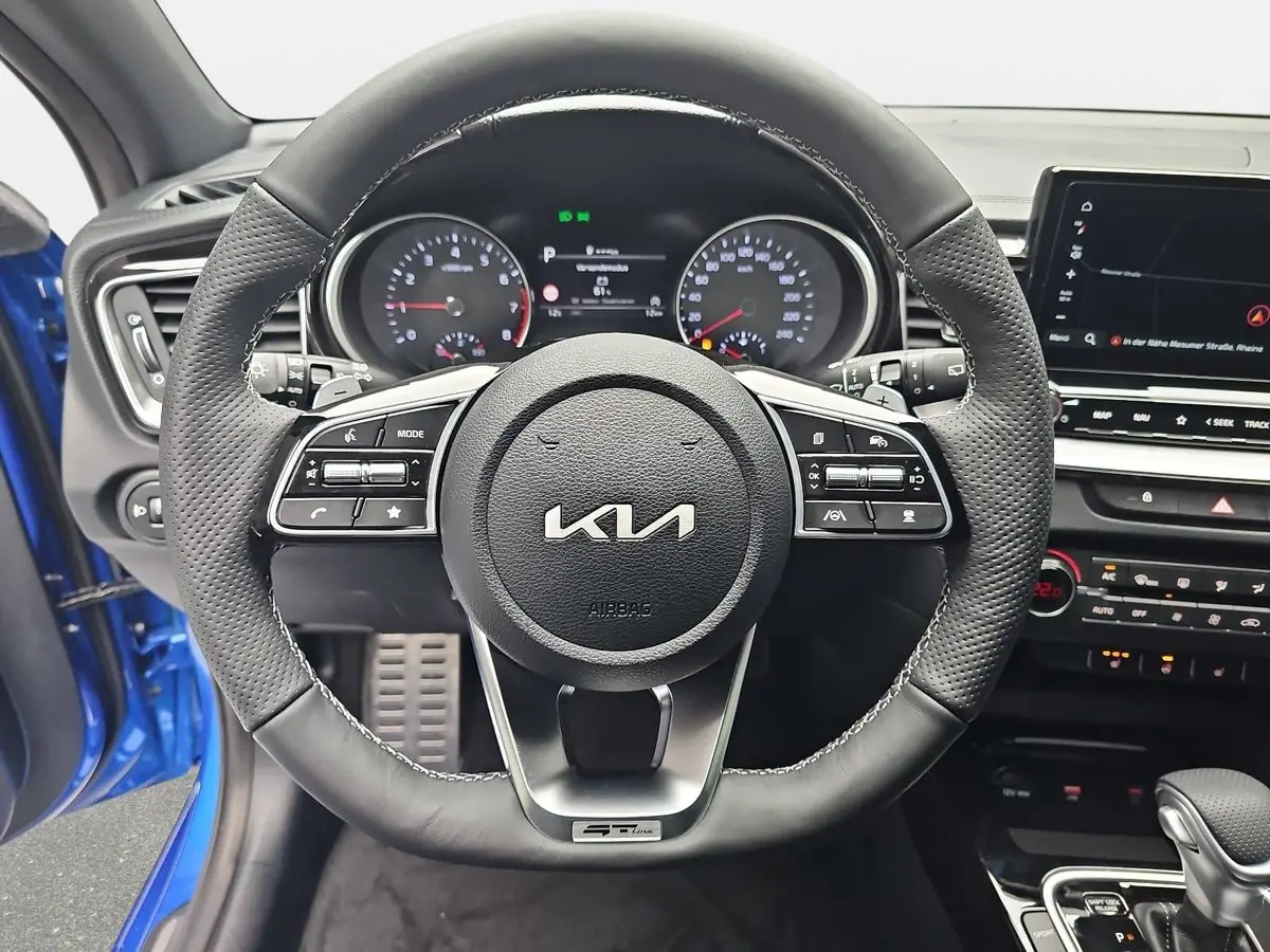 KIA CEED SW 1.5 T-GDI DCT7 GT-LINE