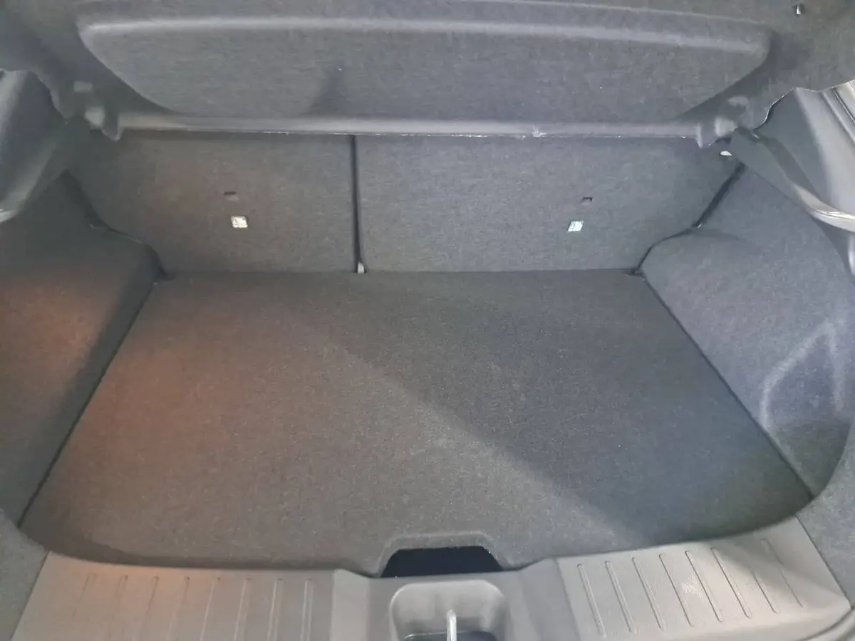 NISSAN JUKE 1.6 HYBRID AUTO. N-CONNECTA WINTER FRONTSCHEIBENHEIZUNG