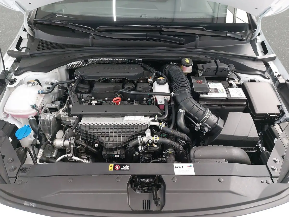 KIA XCEED 1.6 T-GDI 180 DCT GT-LINE MJ26 LEDER GLASDACH