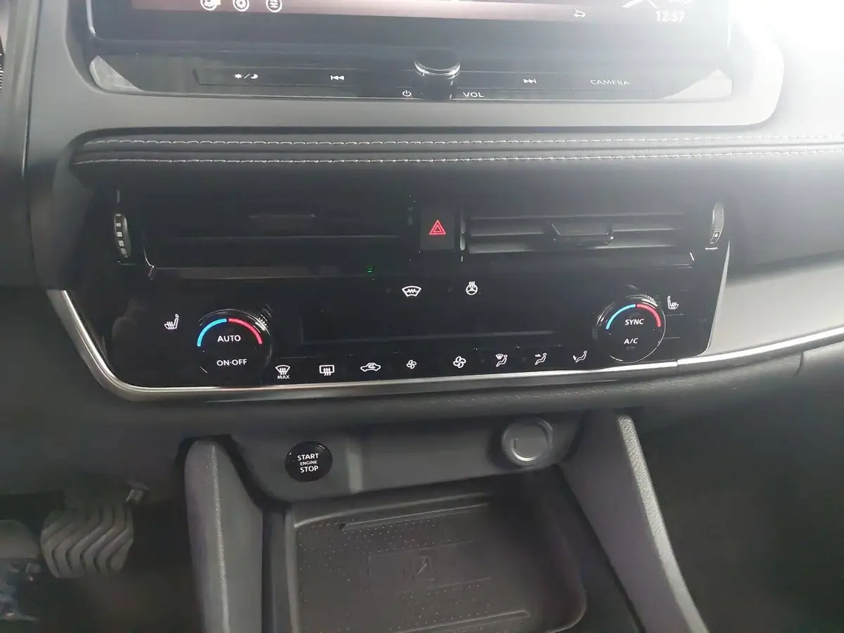 NISSAN QASHQAI 1.3 DIG-T MHEV AUTO. MJ27 N-CONNECTA WINTER PANO