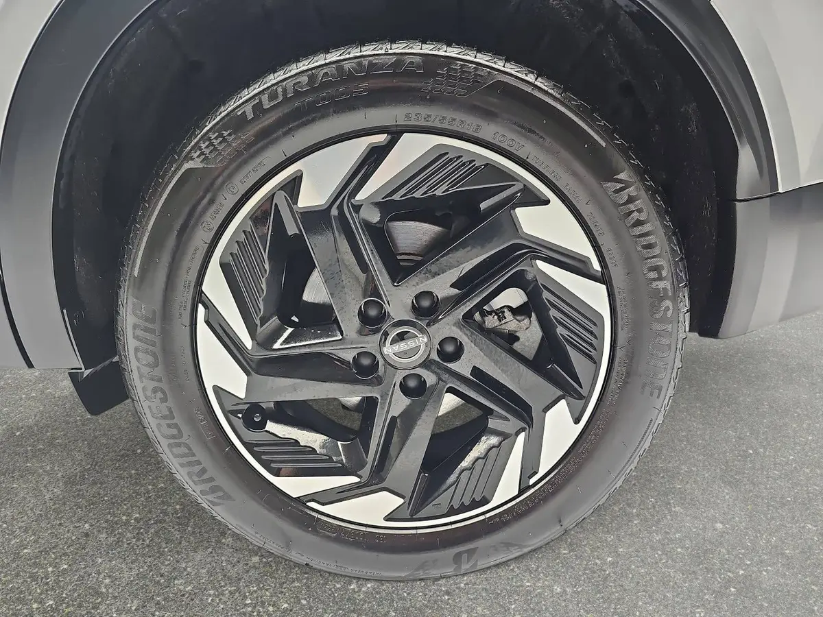 NISSAN QASHQAI 1.3 DIG-T MHEV X-TRONIC N-CONNECTA 4WD WINTER
