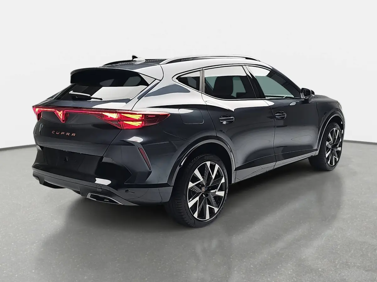 CUPRA FORMENTOR 1.5 ETSI DSG NAVI LED ACC SPURPAKET EL.HECKKL. KAM