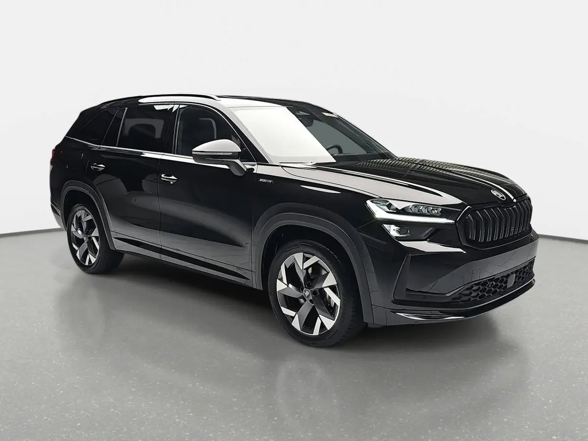 SKODA KODIAQ 1.5 TSI DSG SPORTLINE NAVI LED PANO 7-SITZE KAMERA