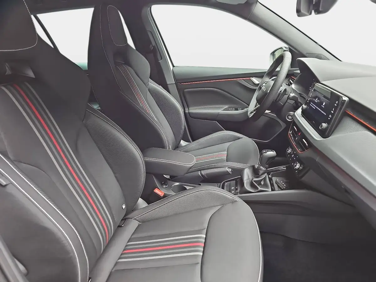 SKODA KAMIQ 1.0 TSI DSG MONTE CARLO LED PANORAMA WINTER KAMERA