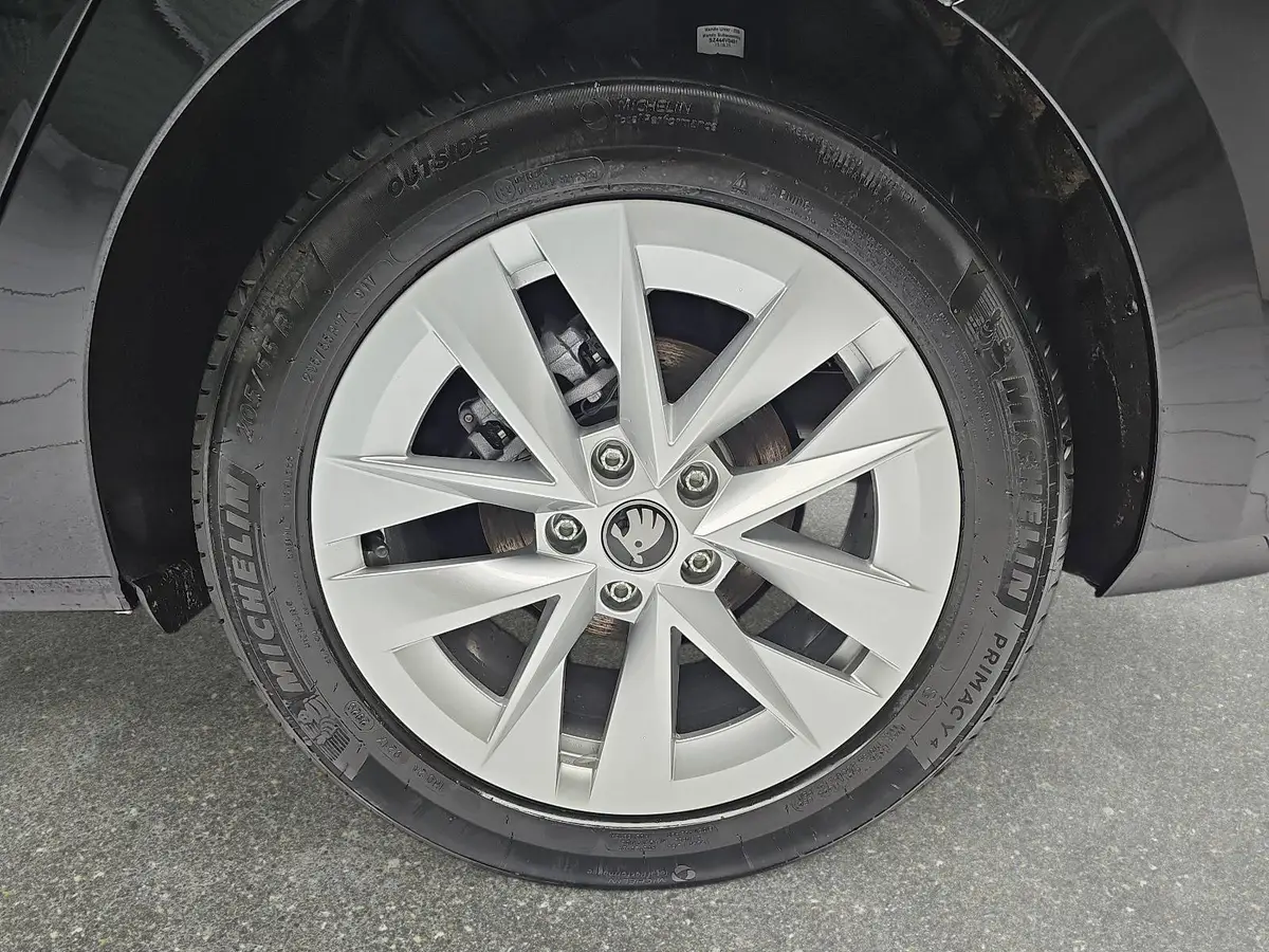 SKODA OCTAVIA COMBI 1.5 TSI ETEC DSG SELECTION NAVI LED ACC WINER KAM