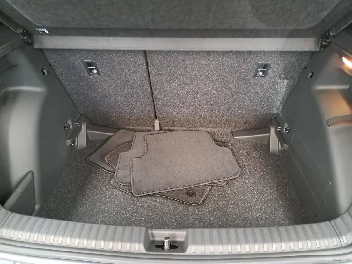 SKODA FABIA 1.0 TSI DSG MONTE CARLO LED KLIMAAUTO WINTER PDC K