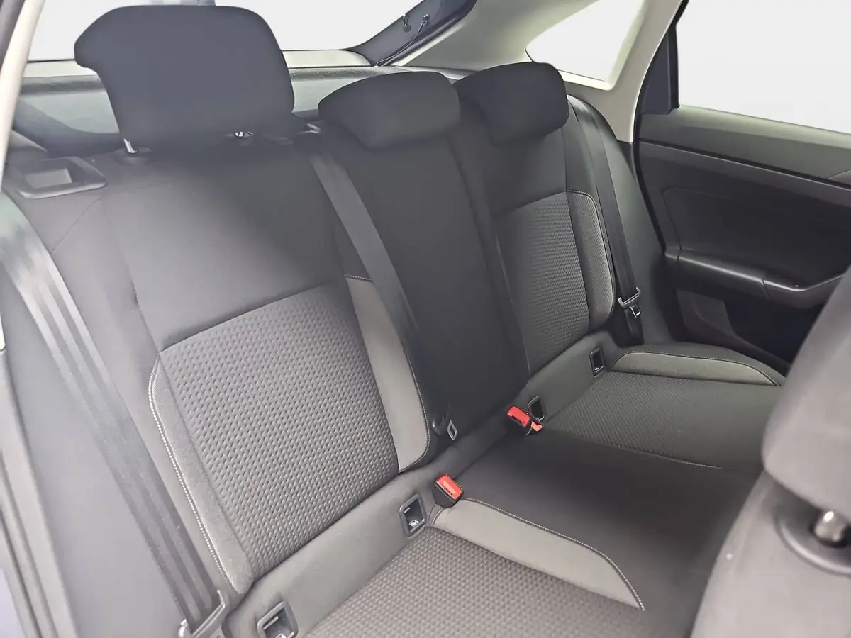 VW TAIGO 1.0 TSI DSG LIFE NAVI LED ACC PDC AHK