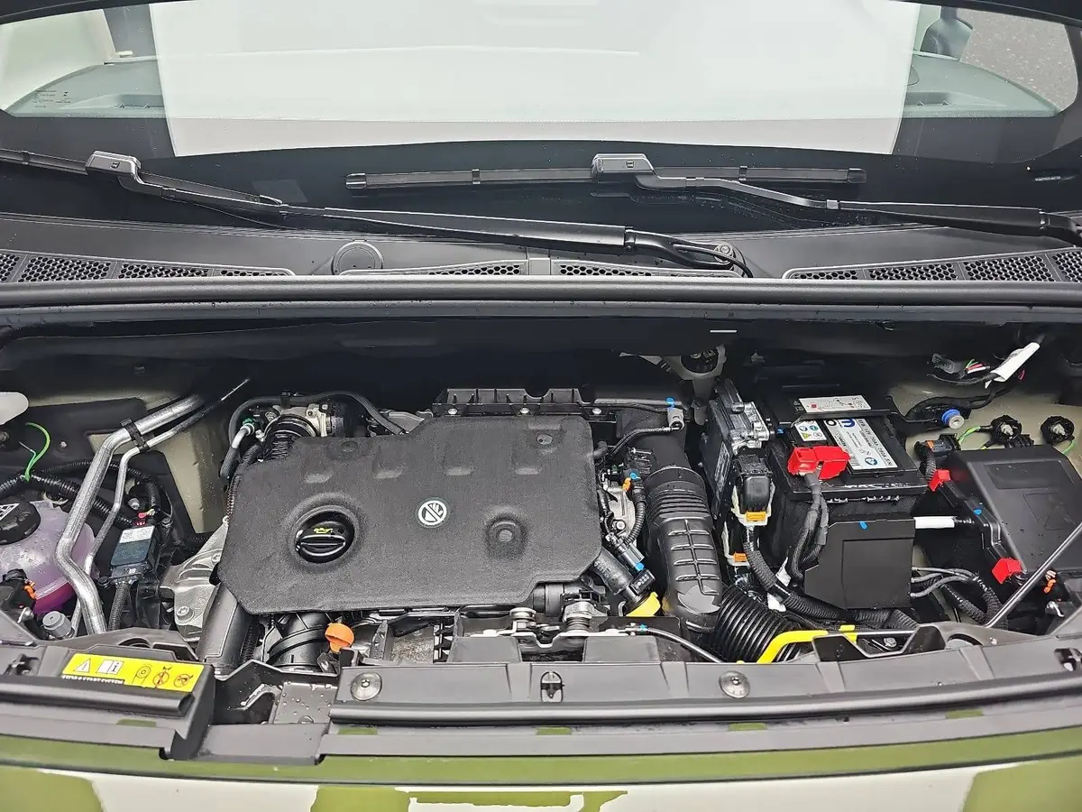PEUGEOT RIFTER BLUEHDI 130 CV EAT8 GT L2 7-S LED AHK