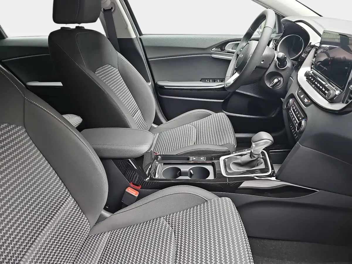 KIA CEED 1.5 T-GDI DCT7 VISION KOMFORT+ SITZH.