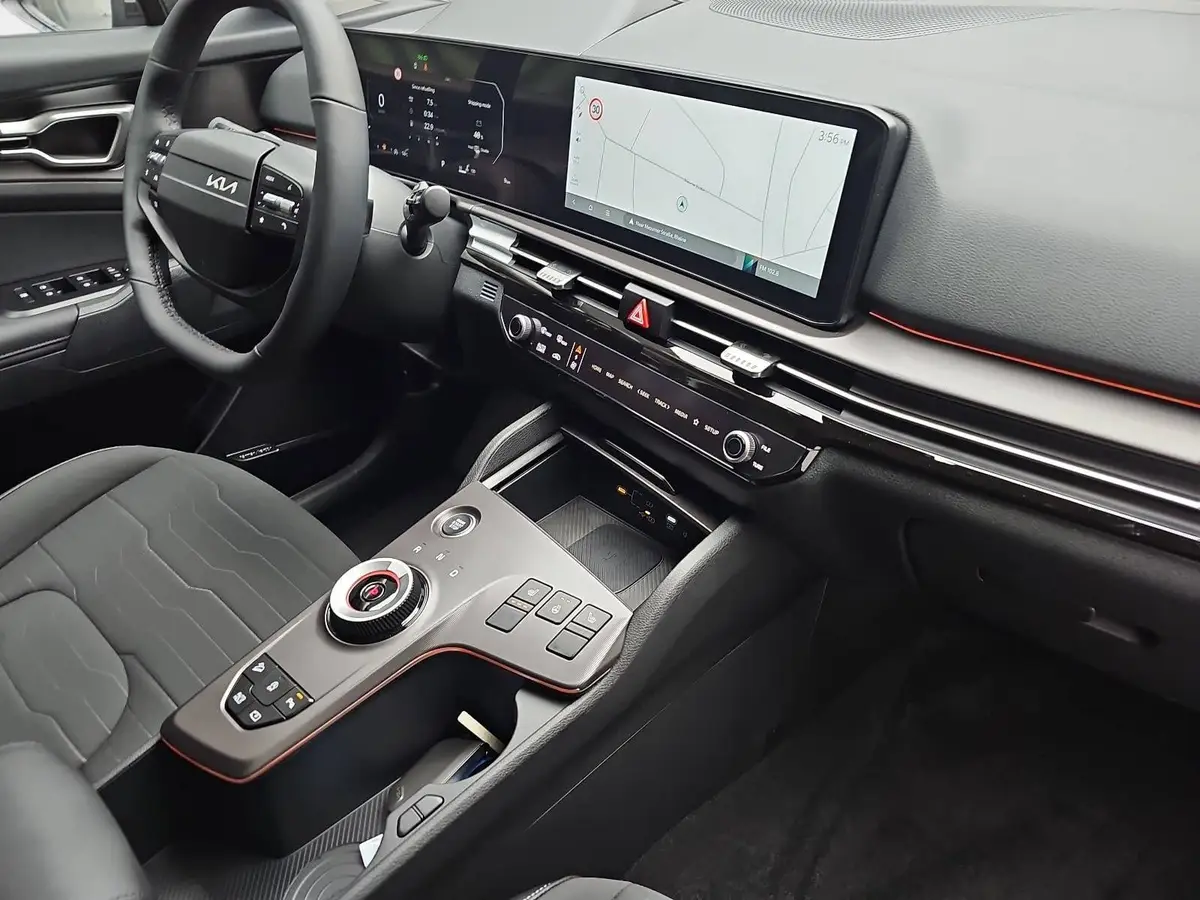 KIA SPORTAGE 1.6 T-GDI 150 2WD DCT SPIRIT MJ26 DRIVEWISE SOUND