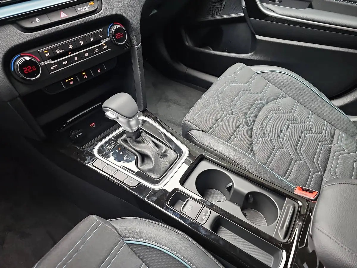 KIA XCEED 1.6 T-GDI 150 DCT NIGHTLINE EDITION MJ26