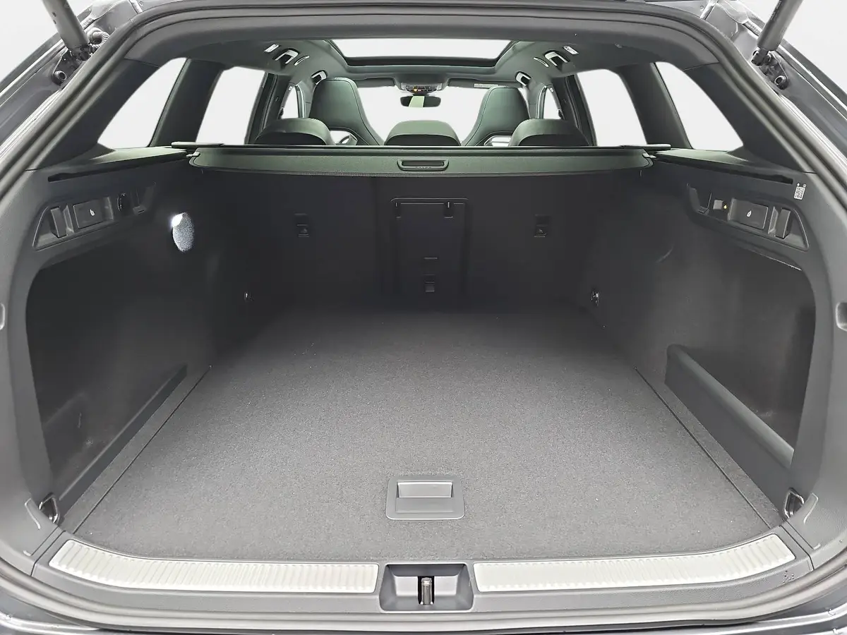 VW PASSAT VARIANT 2.0 TDI DSG R-LINE NAVI LED-MATRIX ACC PANO BLACK 