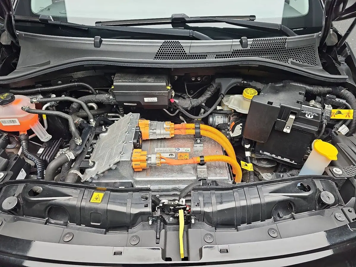 FIAT 500E CABRIO ELEKTRO 42 KWH BY BOCELLI