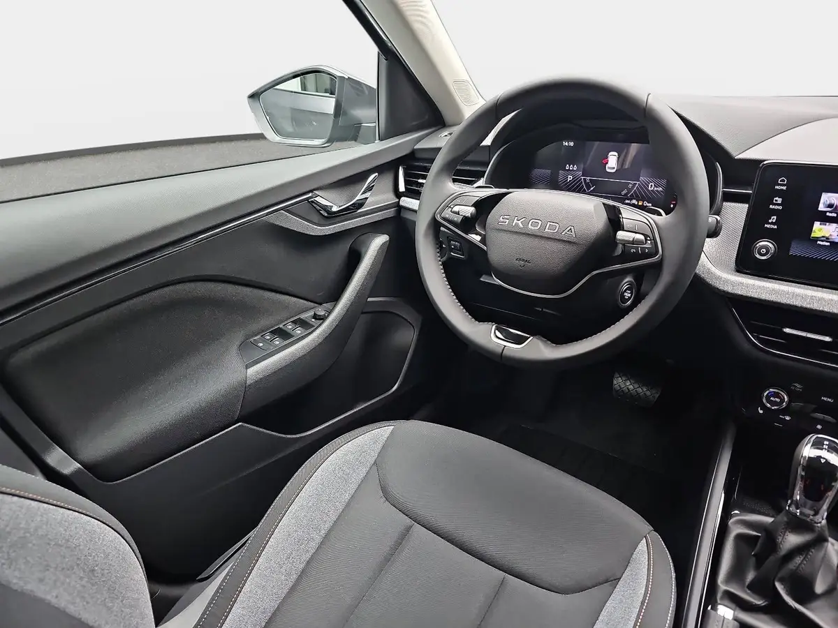 SKODA KAMIQ 1.0 TSI DSG SELECTION LED AHK LM