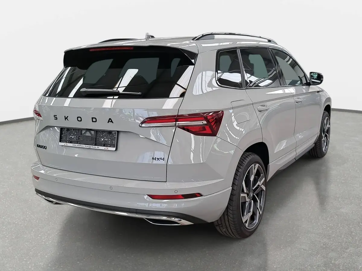 SKODA KAROQ 2.0 TDI DSG SPORTLINE 4X4 NAVI LED