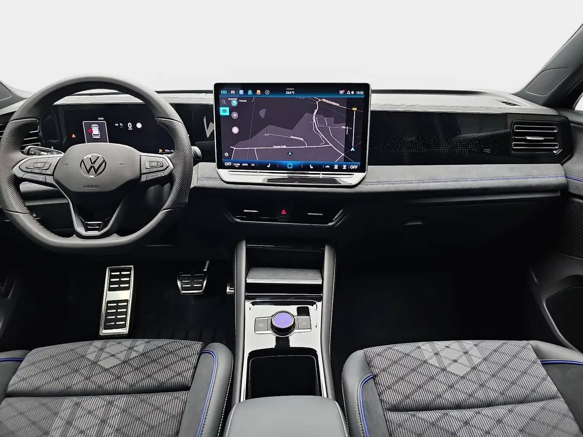 VW TIGUAN 2.0 TDI DSG R-LINE NAVI LED PANO