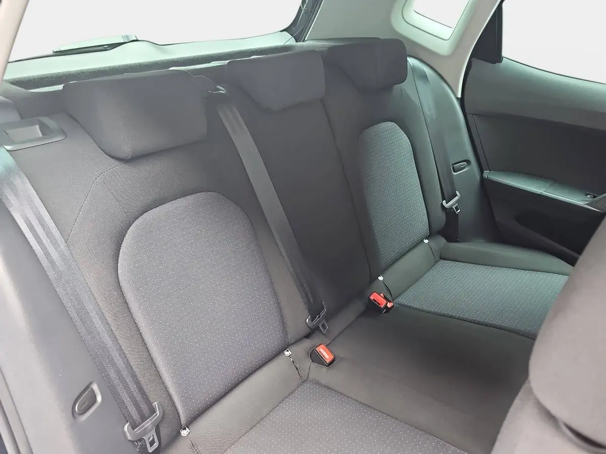 SEAT ARONA 1.0 TSI DSG STYLE NAVI LED PDC LM