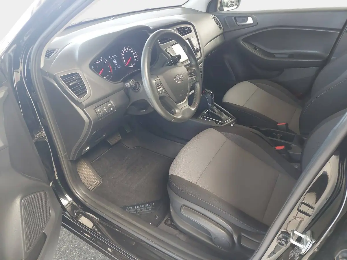 HYUNDAI I20 1.0 DCT YES! TEMPO WINTER KAMERA