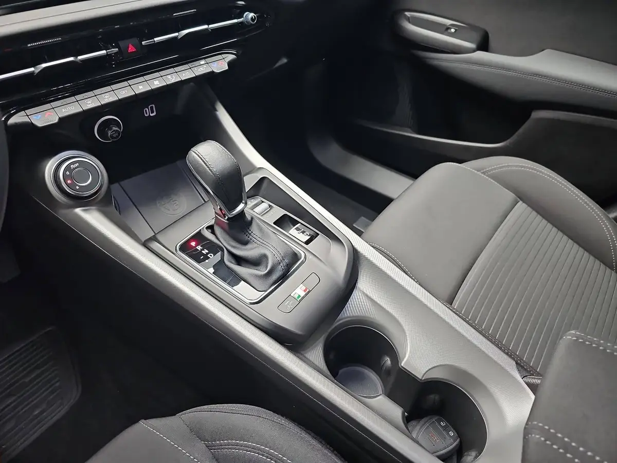 ALFA ROMEO TONALE 1.6 VGT-D SUPER, LED, APPLE CARPLAY, DAB