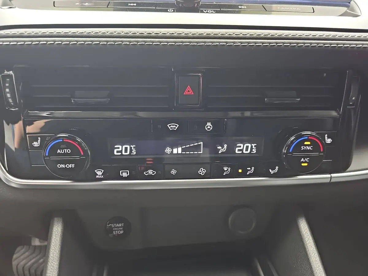 NISSAN QASHQAI 1.3 DIG-T MHEV AUTO. N-CONNECTA WINTER