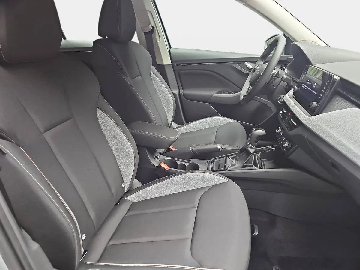 SKODA KAMIQ 1.0 TSI DSG 130 JAHRE LED KLIMAUTO WINTER SICHT KA