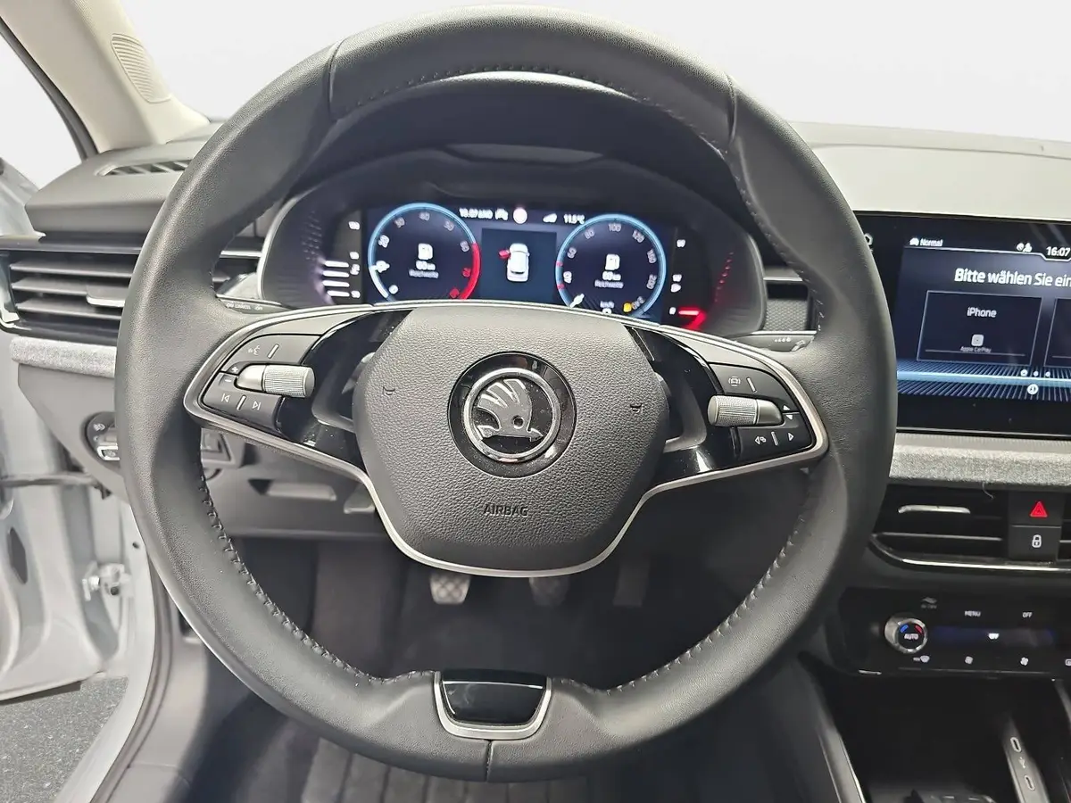 SKODA KAMIQ 1.0 TSI SELECTION NAVI LED KAMERA LM