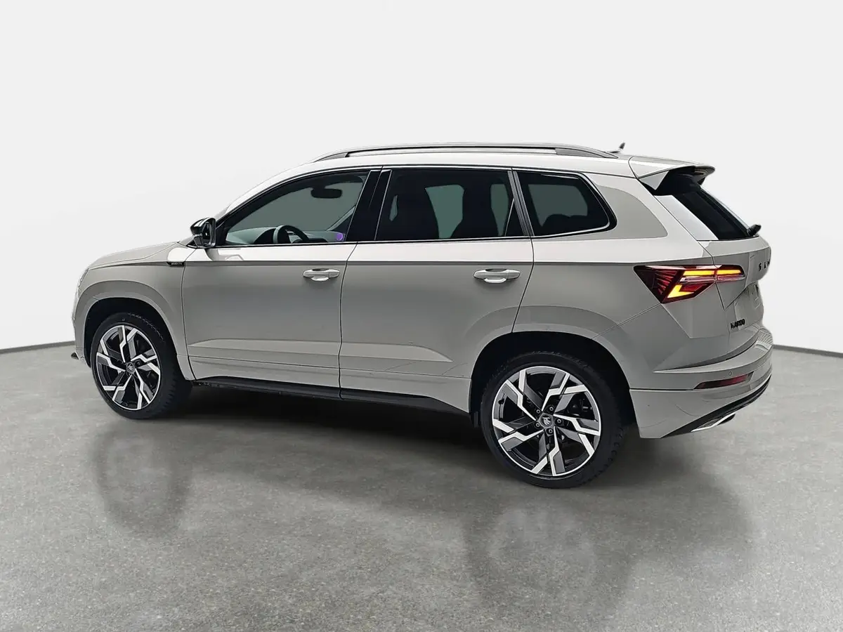SKODA KAROQ 2.0 TSI DSG SPORTLINE 4X4 AHK PANO