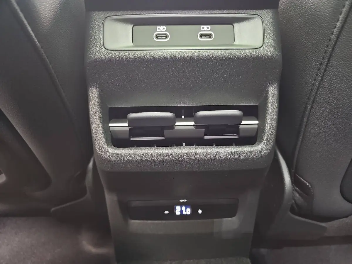 AUDI Q3 TFSI S-TRONIC S-LINE NAVI LED-PLUS PANO