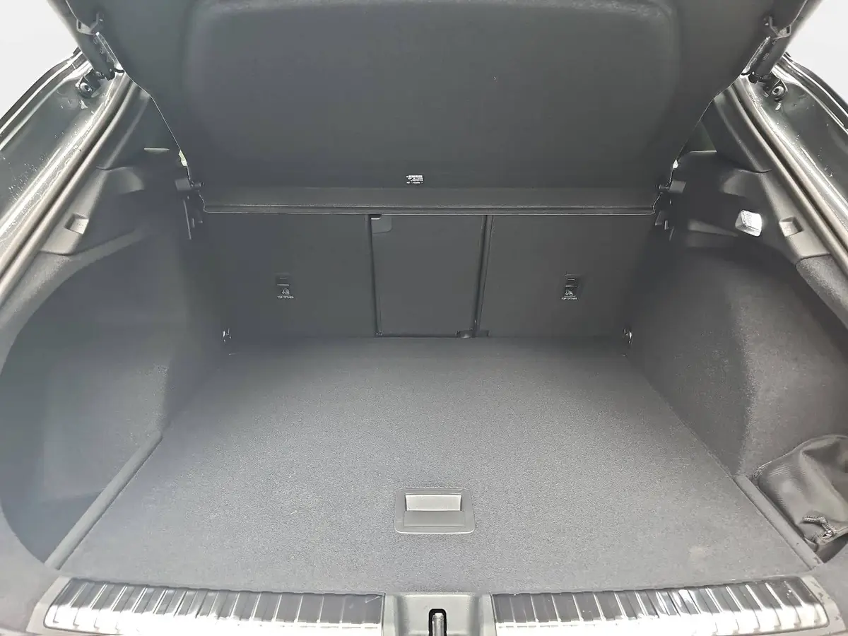 AUDI Q3 TDI S-TRONIC S-LINE NAVI LED-PLUS PANO
