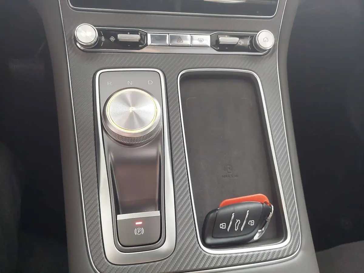 MG ANDERE EV 77 KWH LUXURY AWD PANORAMA LEDER 20-ZOLL