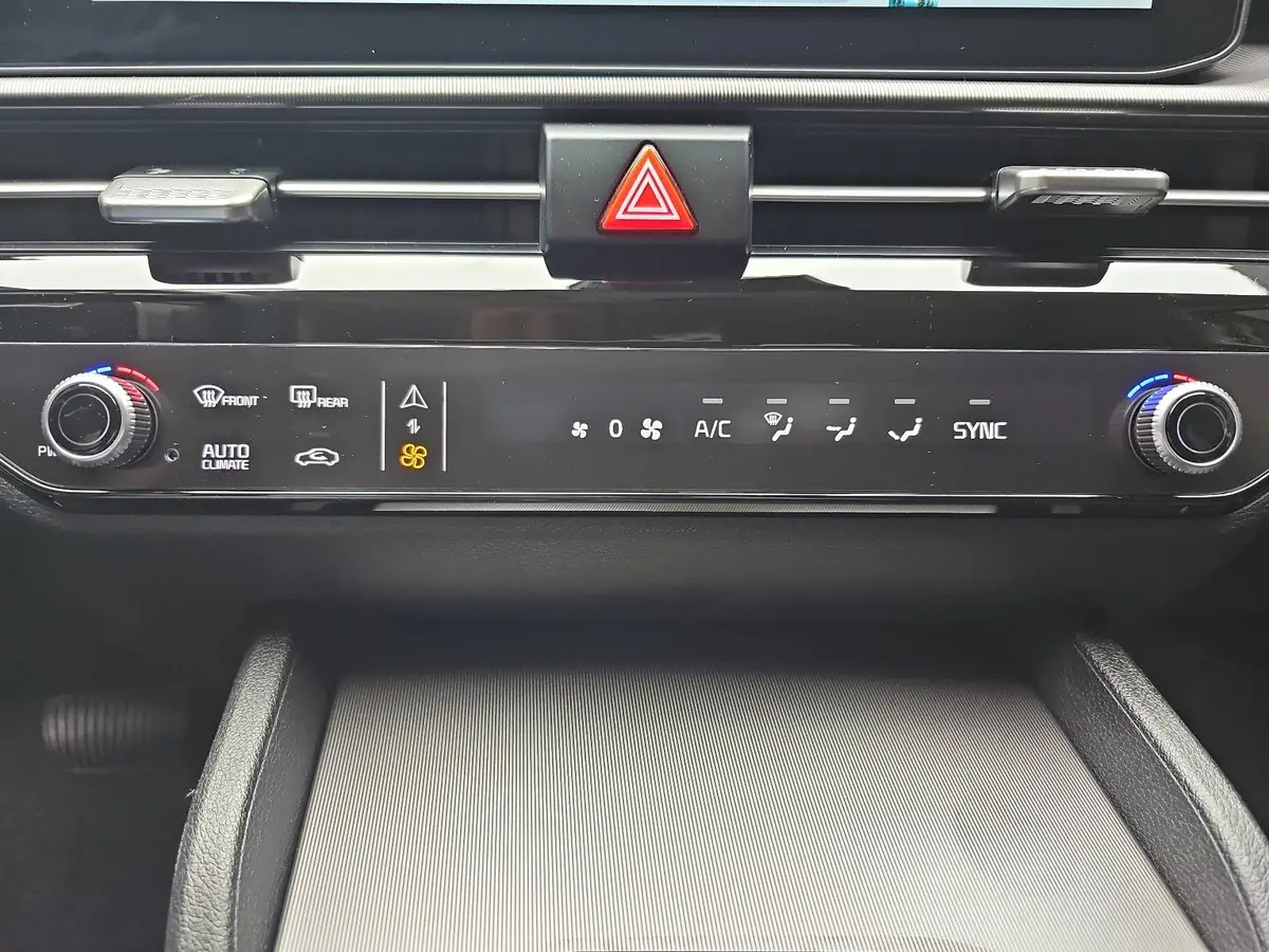 KIA SPORTAGE 1.6 CRDI 48V DCT 2WD SPIRIT MJ26 DRIVEWISE SOUND