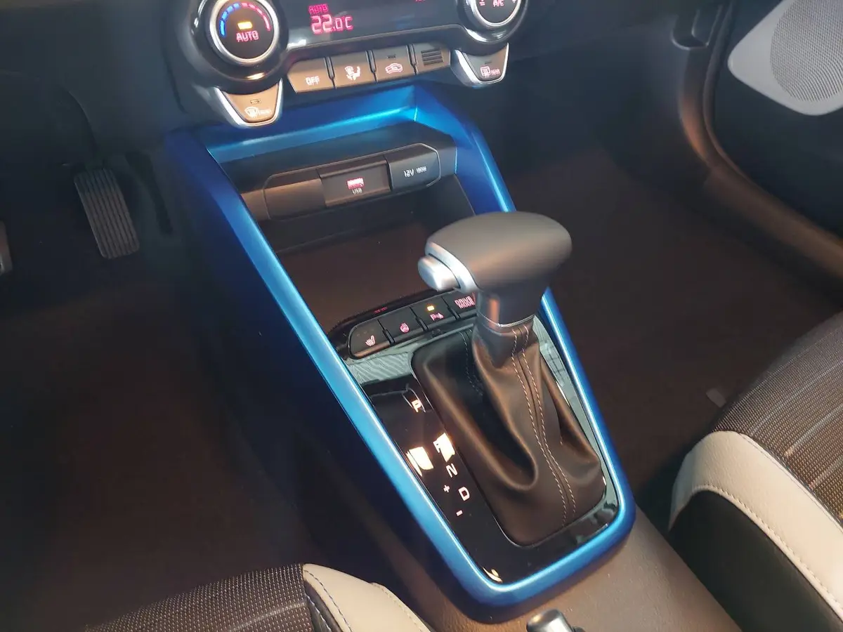 KIA STONIC 1.0 T-GDI 48V DCT NIGHTLINE EDITION